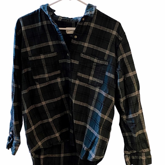 Universal Thread Size Large Woman’s Button Down Long Sleeve Shirt - Picture 1 of 17